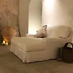 アベニダ 3*