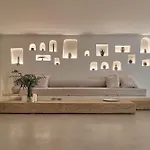 アベニダ 3*