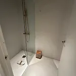 アベニダ 3*