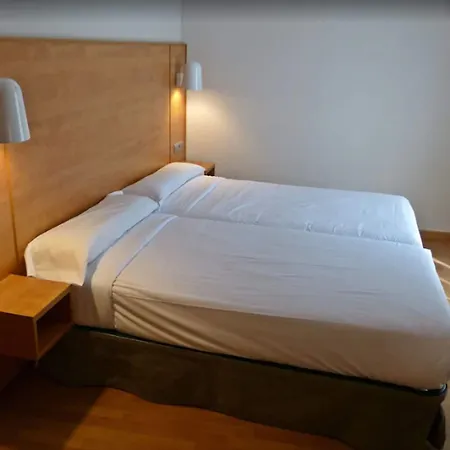 Avenida 3* Zaragoza