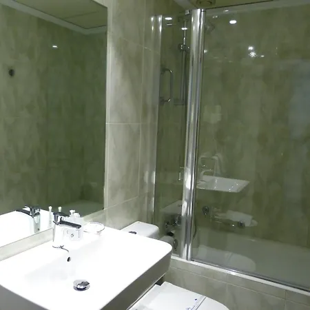 Hotel Avenida 3*