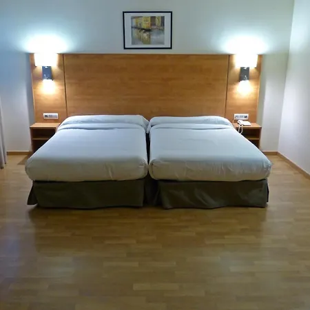 Avenida Hotel 3*