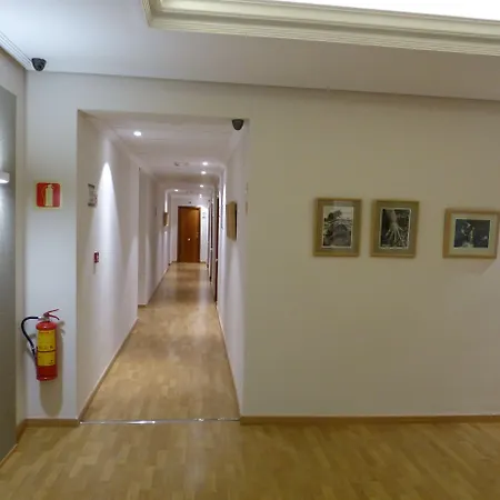 Hotel Avenida Zaragoza