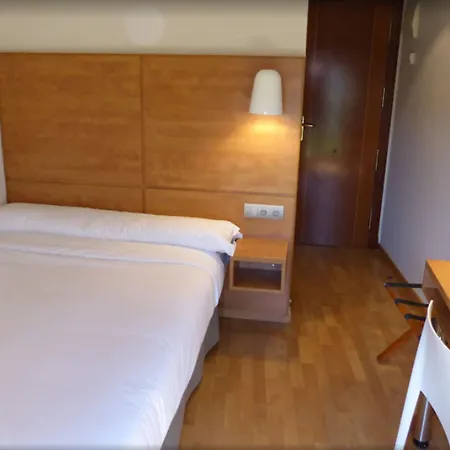 מלון Avenida סרגוסה