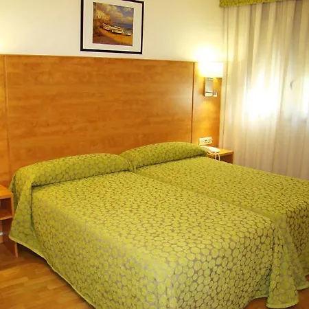 Avenida Hotel 3*