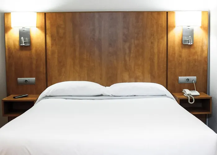 Otel Avenida Zaragoza